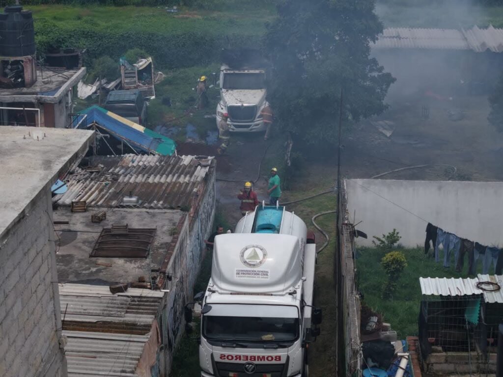 Explosión de pirotecnia en Tultepec moviliza a cuerpos de emergencia
