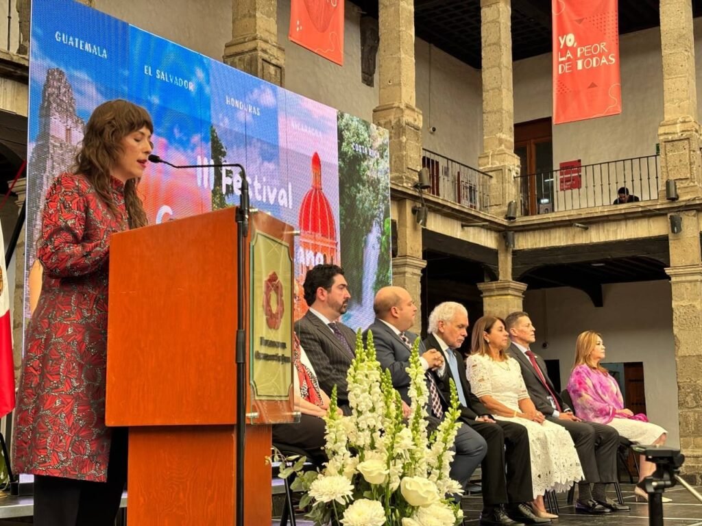 Alcaldía Cuauhtémoc celebra el III Festival Centroamericano en el Claustro de Sor Juana