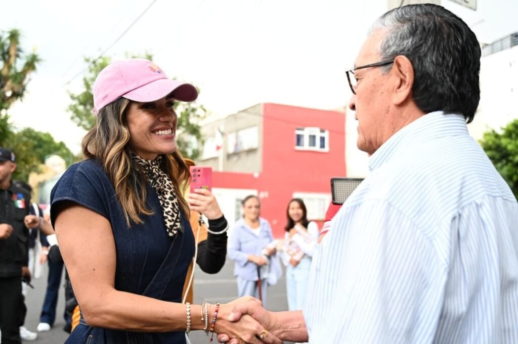 “Alcaldía en tus manos" mejora entorno urbano en la colonia Maza