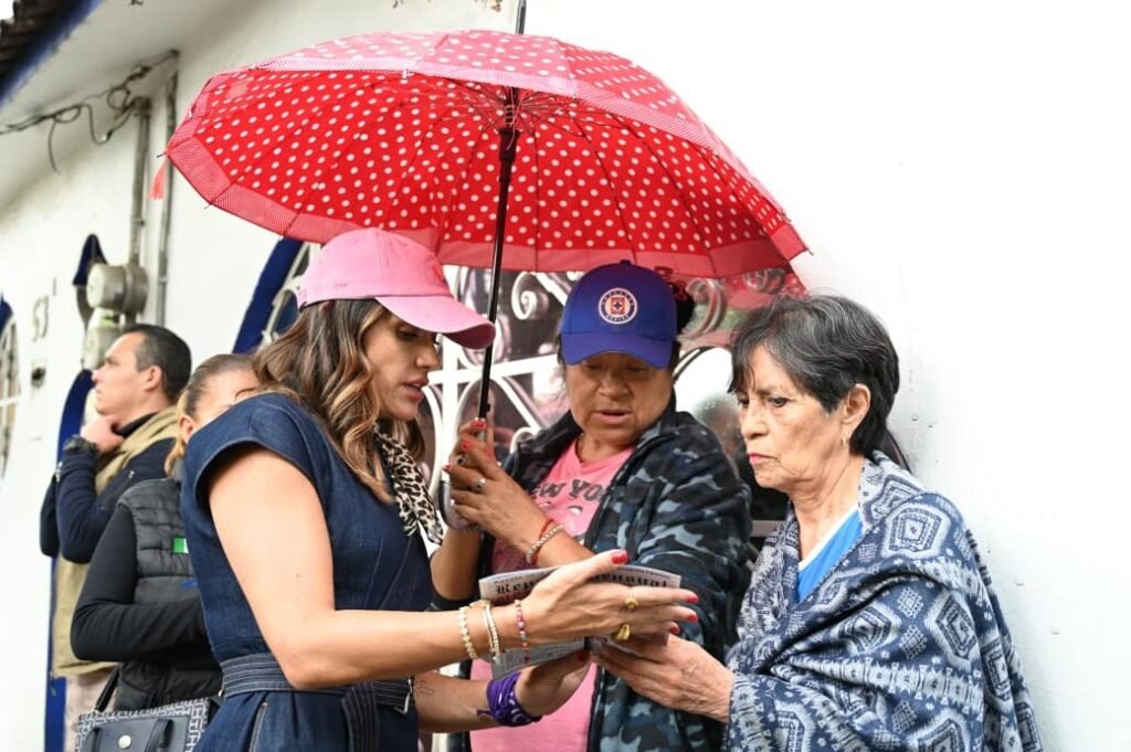 “Alcaldía en tus manos" mejora entorno urbano en la colonia Maza