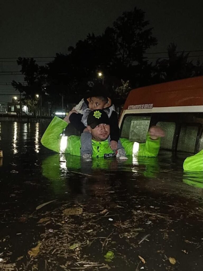 Inundaciones golpean Nezahualcóyotl, Ecatepec, Los Reyes La Paz e Iztapalapa: hogares, avenidas y pobladores al límite