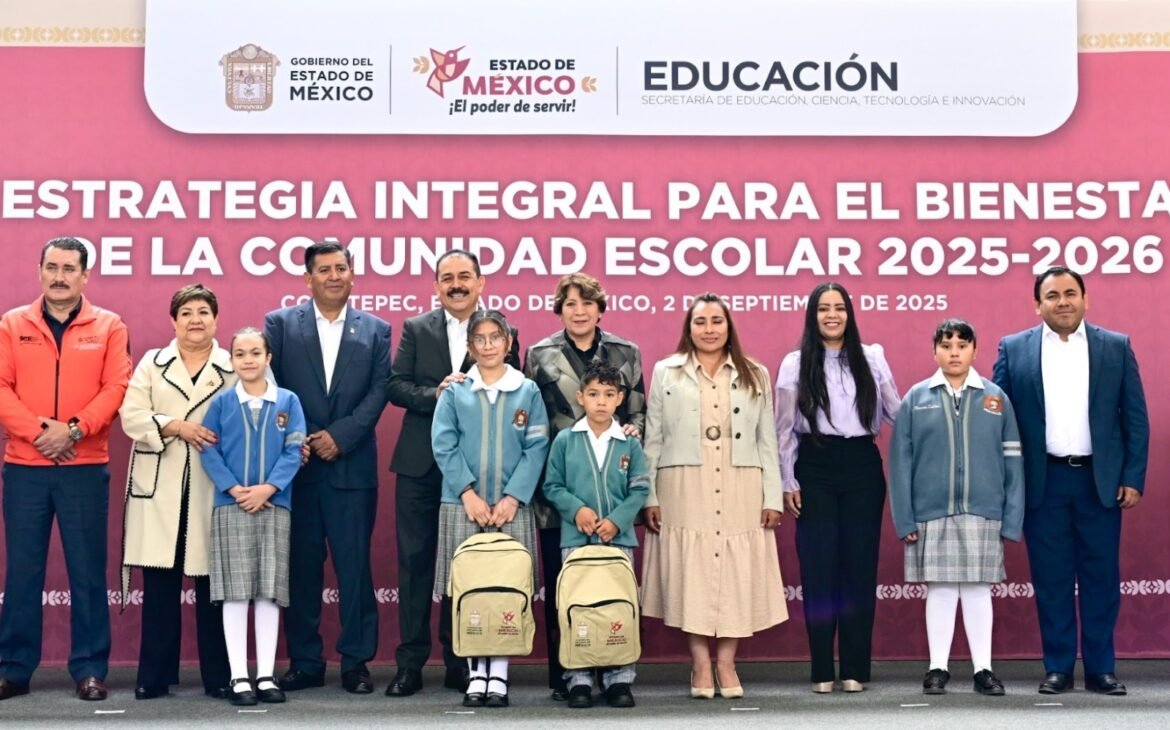 Gobernadora Delfina Gómez entrega útiles escolares y presenta protocolo Mochila de Paz