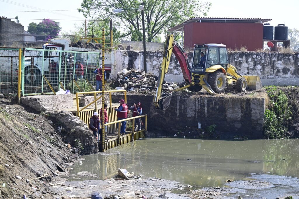 Destina Gobierno de Delfina Gómez más de 518 mdp en obras de agua y drenaje