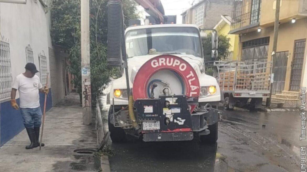 Grupo Tláloc mitiga encharcamientos en Ecatepec, Nezahualcóyotl y La Paz