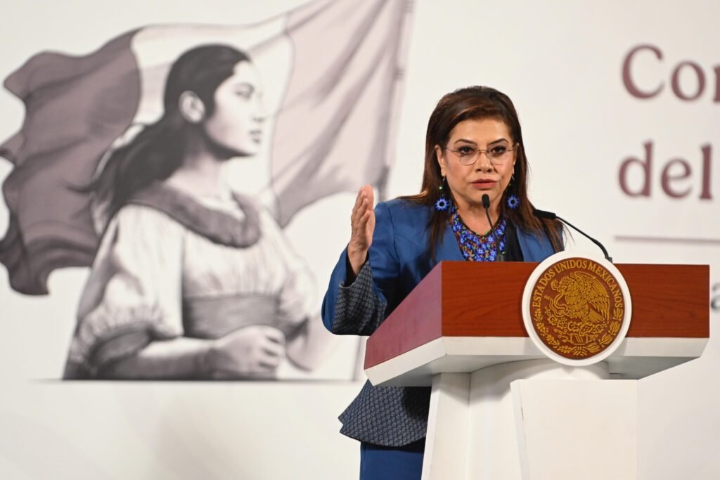 Clara Brugada refrenda apoyo a familias afectadas por las intensas lluvias