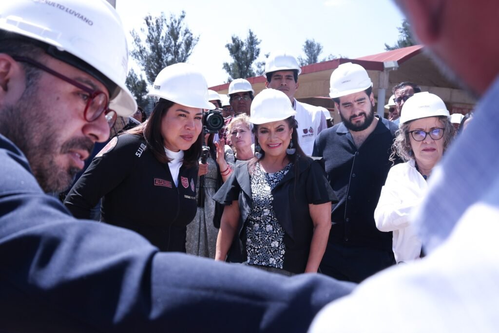 Supervisa Clara Brugada avance de obra de Utopía de las Niñas y los Niños