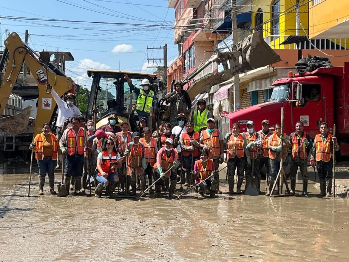Continúan labores de apoyo en municipios afectados por las lluvias en Veracruz
