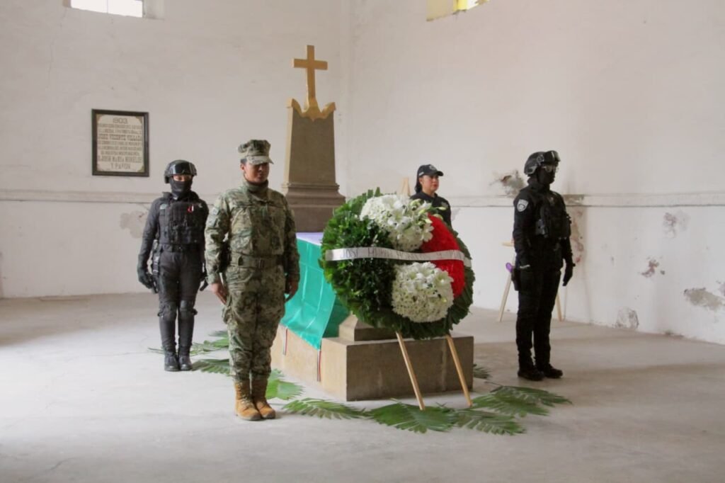 Reabren en Ecatepec capilla de la tumba de Morelos