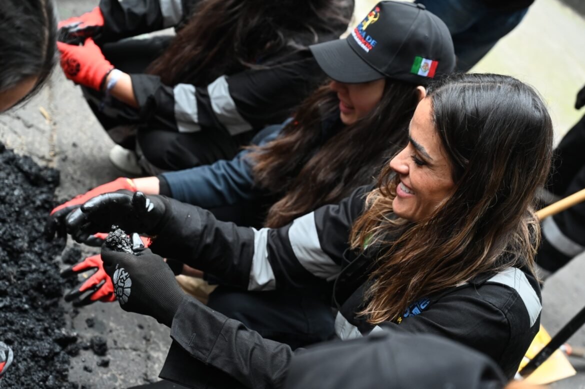 Con ‘Bachéale", alcaldía Cuauhtémoc llega a 10 mil baches atendidos