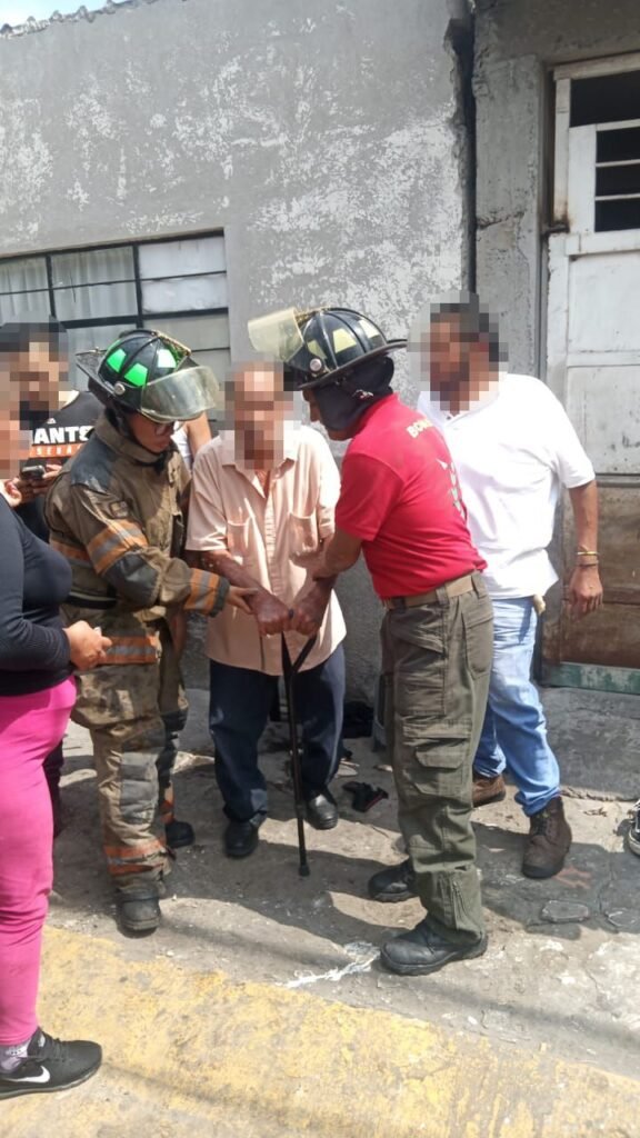 Flamazo en vivienda deja un lesionado en Ecatepec
