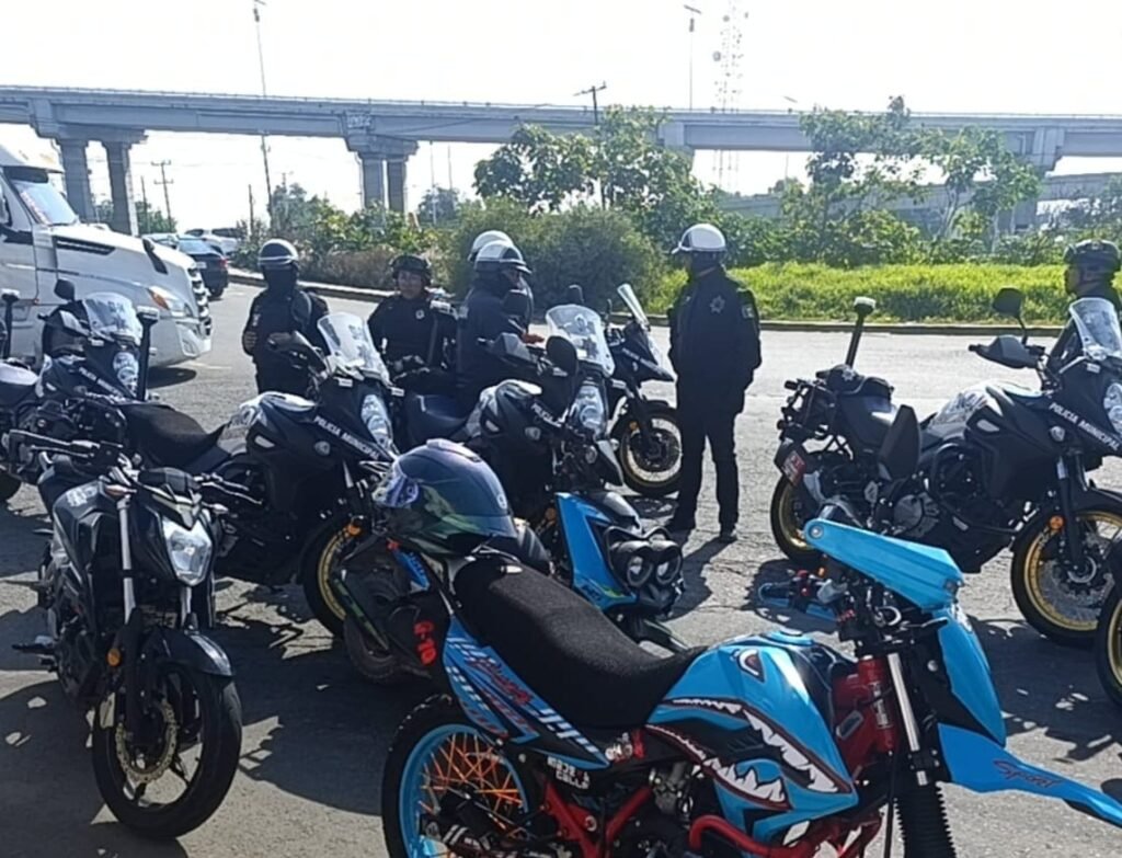 Policía de Ecatepec y Marina detienen a integrantes de Los 300 por extorsión