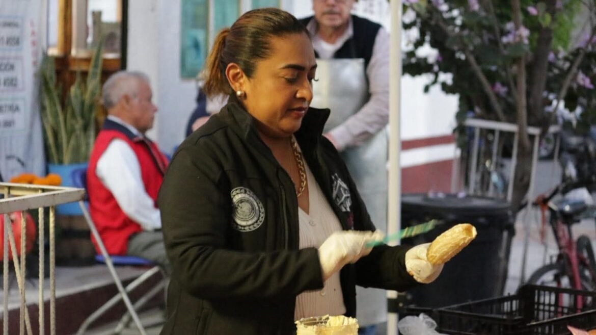 Celebran elotiza en Nezahualcóyotl: Carmen de la Rosa impulsa defensa del maíz nativo