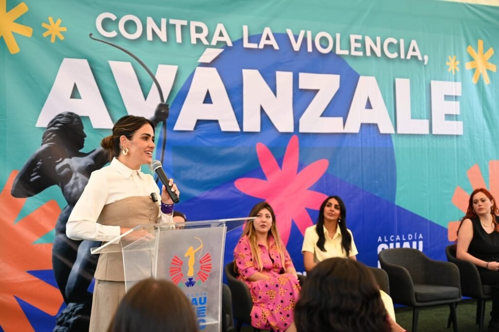 Entrega Ale Rojo de la Vega apoyos de ‘Avánzale’, para impulsar autonomía de mujeres que han vivido violencia