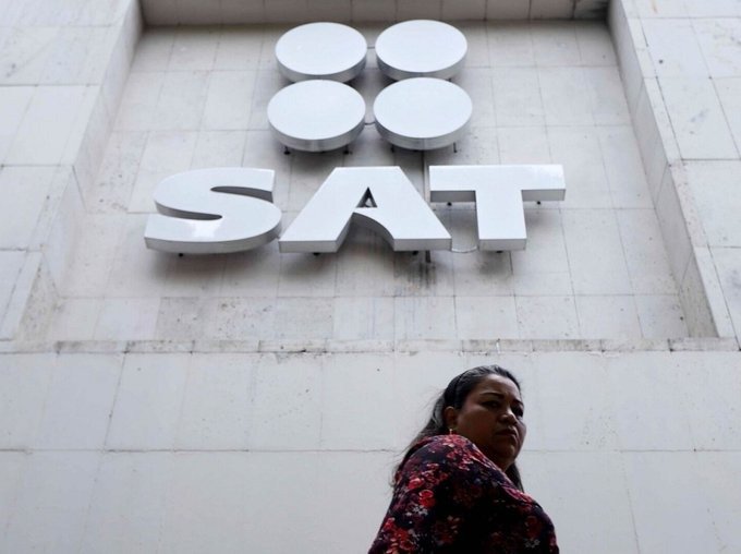 El arte de descoordinarse: cuando el SAT aprieta, Hacienda promete y Economía sonríe