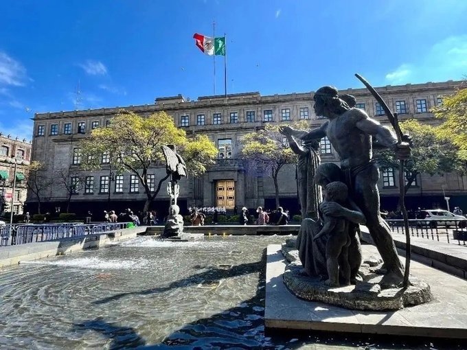 Avala SCJN tope a comisiones por administrar Afores