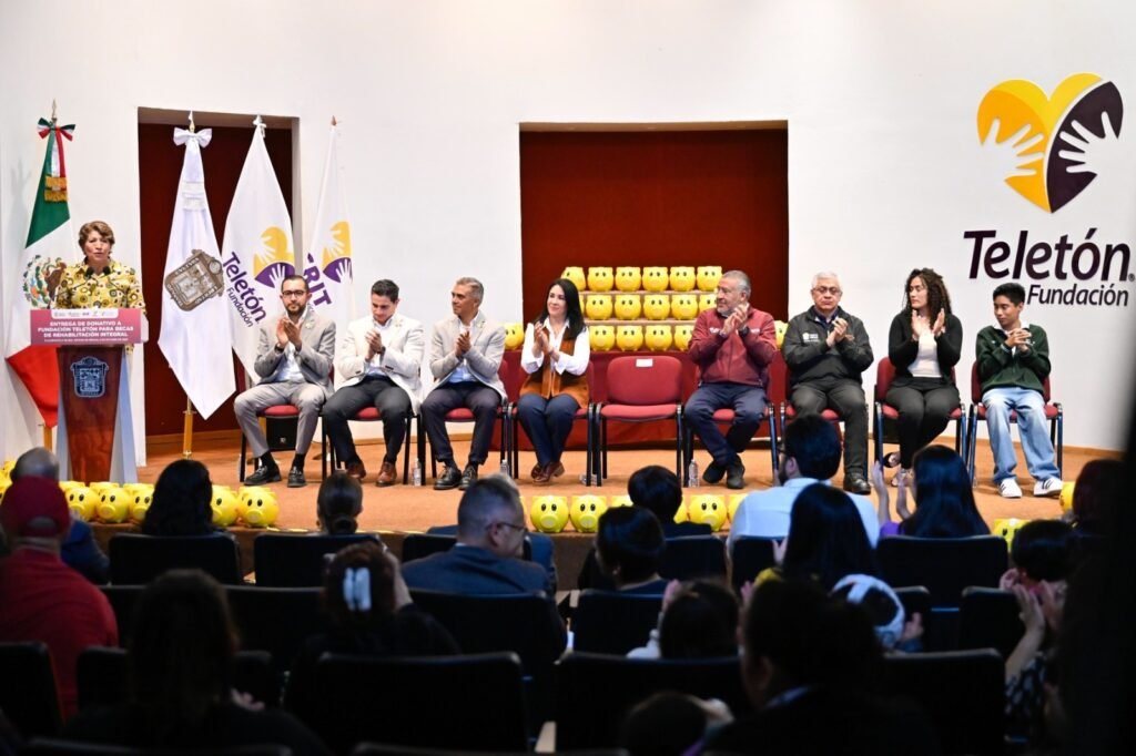 Entrega Gobernadora Delfina Gómez donativo de 25 mdp al Teletón