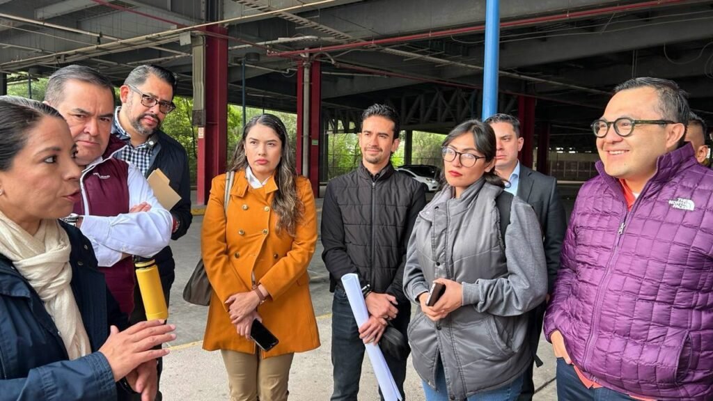 Impulsa Gobernadora Delfina Gómez movilidad con sentido humano