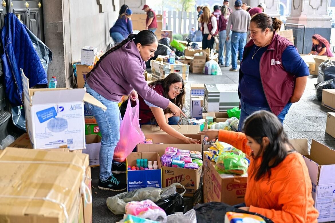 Gobierno del Estado de México envía más de 216 toneladas de ayuda