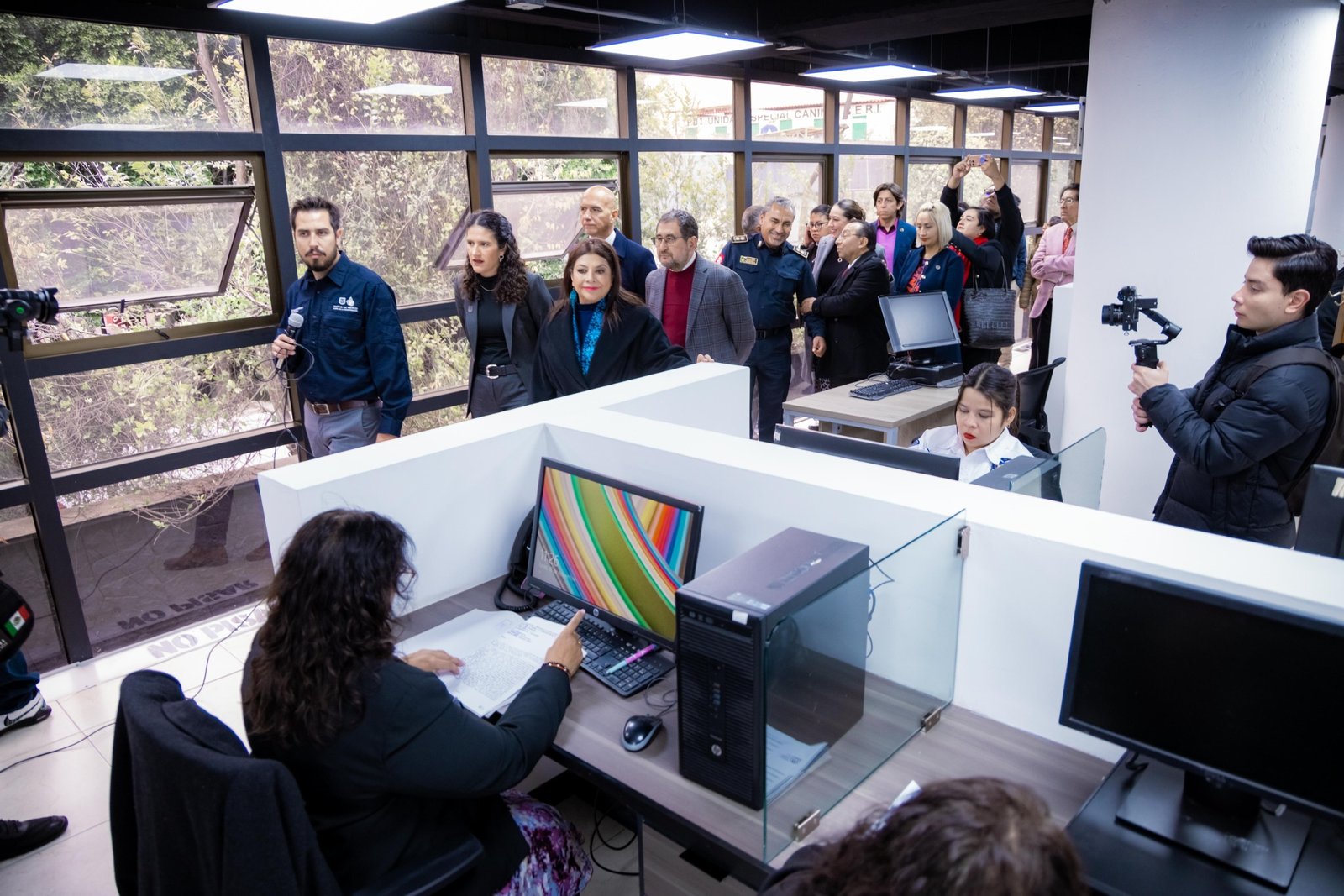 Inaugura Brugada Centro de Atención Integral para la Búsqueda de Personas