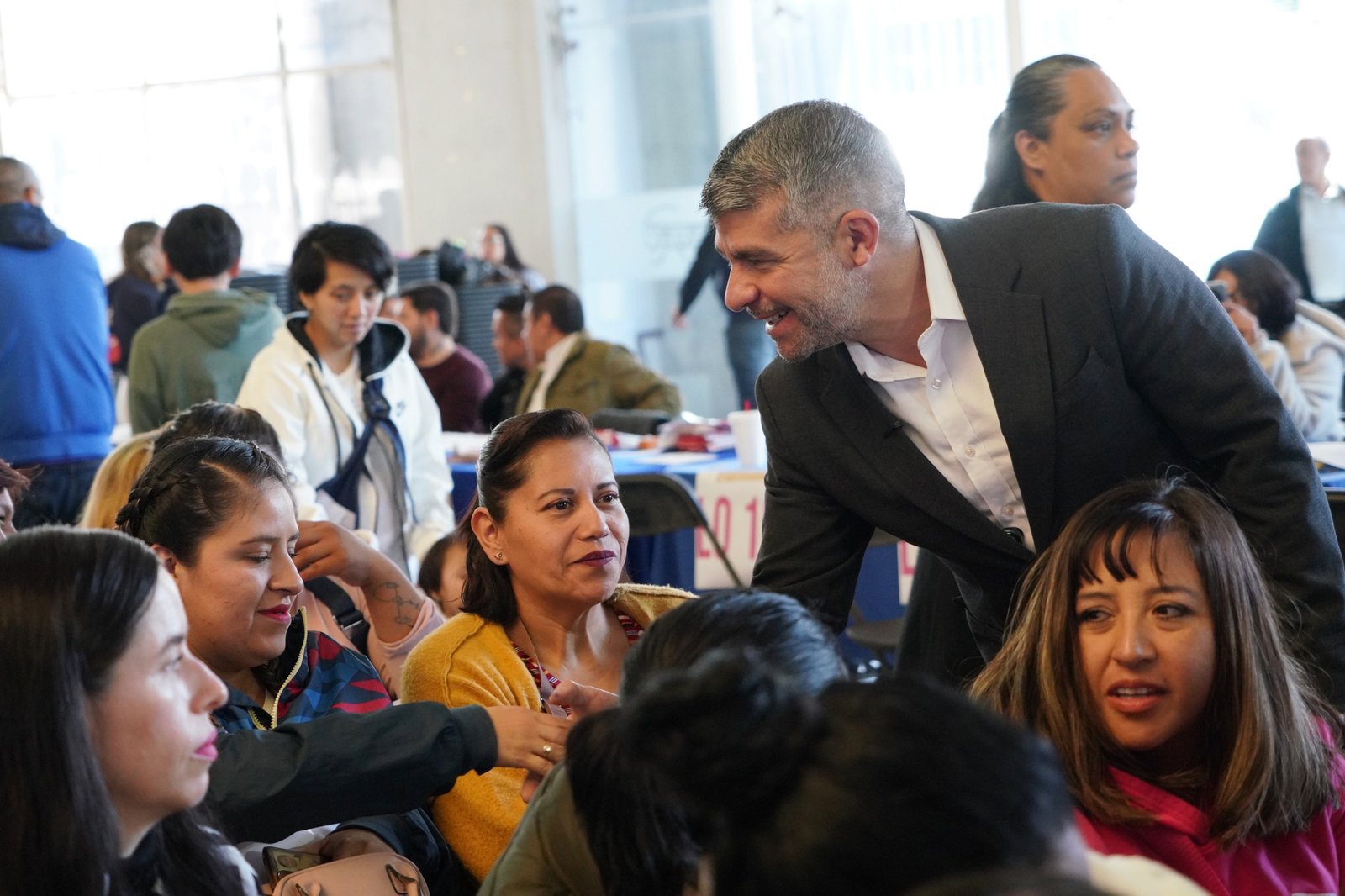 Pide Tabe al Congreso de la CDMX duplicar los recursos para las Jefas de Familia en MH