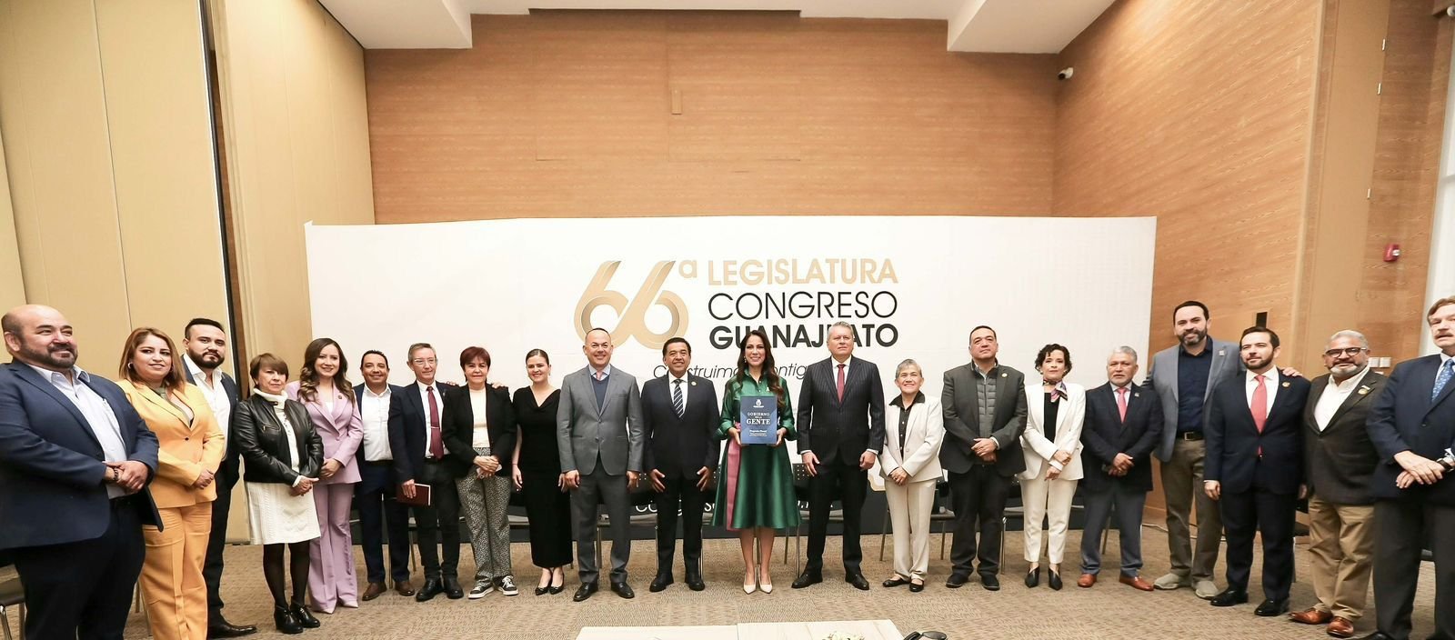 Entrega Gobernadora el Paquete Fiscal 2026 al Congreso del Estado