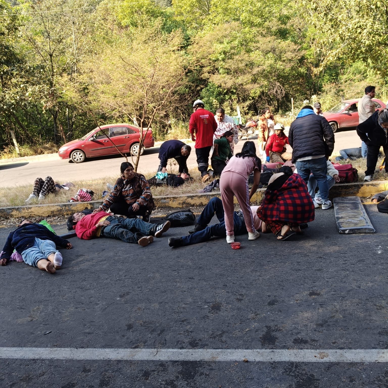 Choque frontal deja más de 20 lesionados en Ocuilan