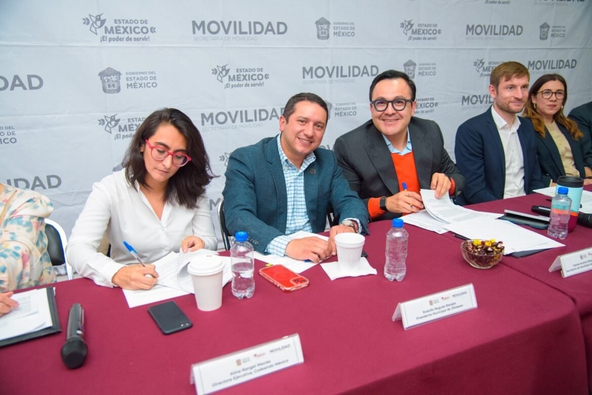 Gobierno del EdoMéx presenta APP que facilitará la movilidad de usuarios de transporte público