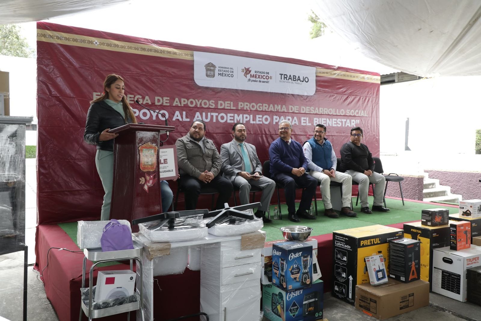 Gobierno de Delfina Gómez respalda a emprendedores con programa de autoempleo