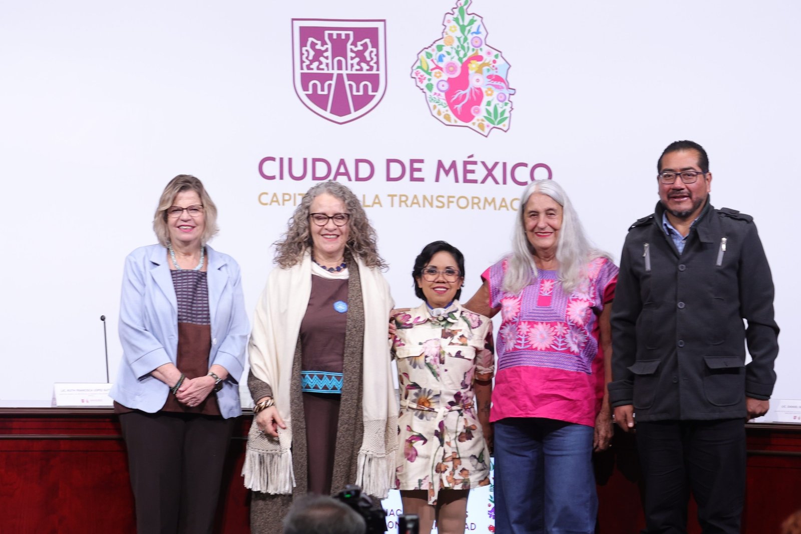 Anuncian centros especializados en Utopías para personas con discapacidad