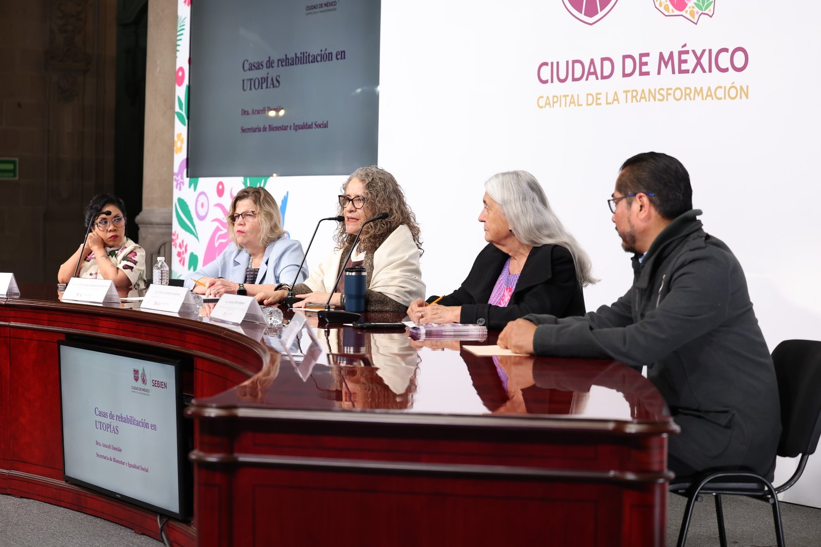 Anuncian centros especializados en Utopías para personas con discapacidad