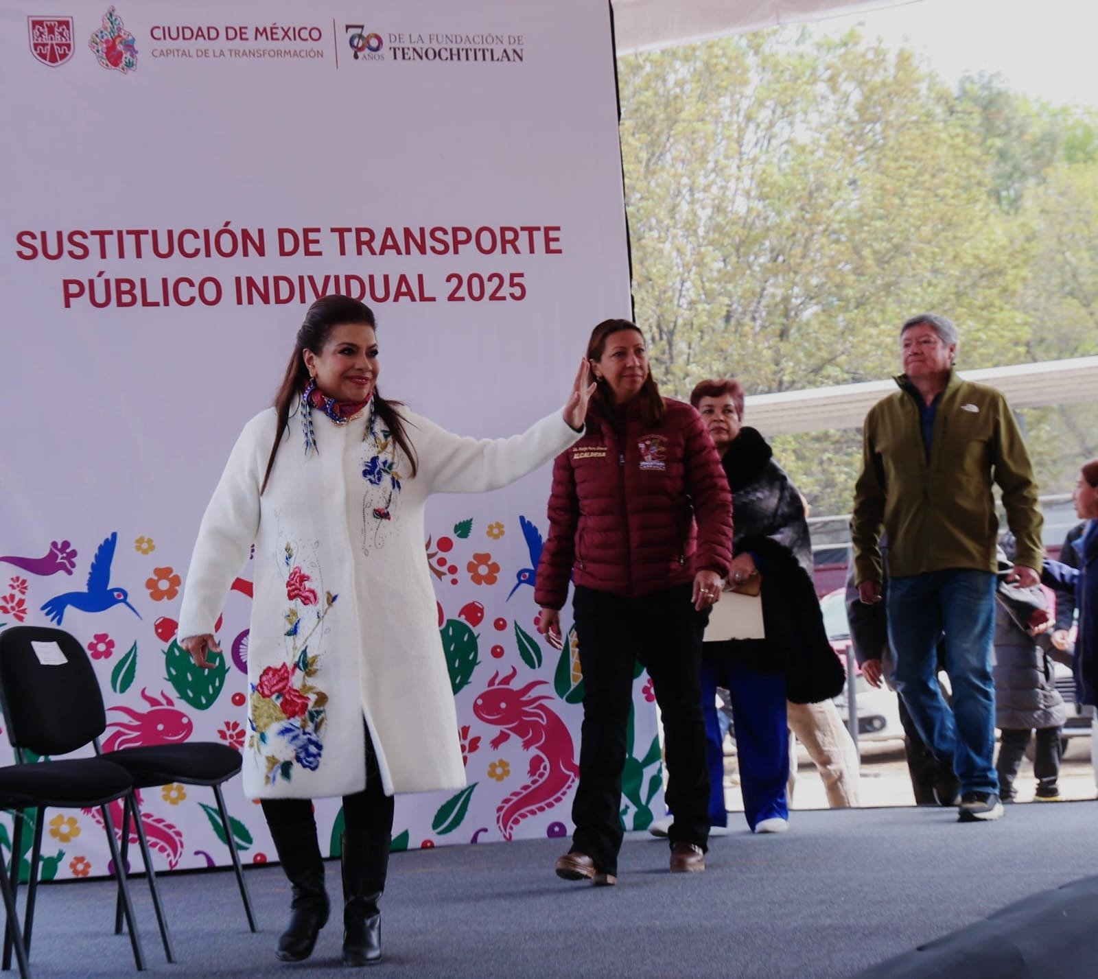 Se chatarrizan 300 taxis obsoletos para un nuevo rostro de la movilidad en la CDMX