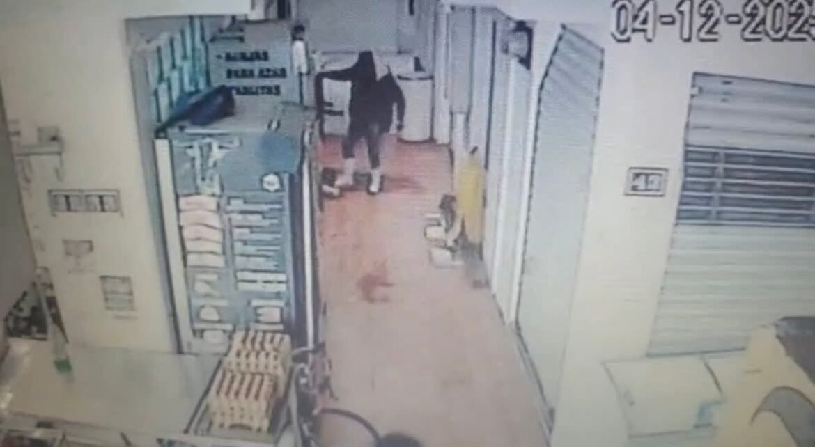 Crueldad en Ecatepec: buscan a “El Cuba”, acusado de matar a un gato en el mercado Nuevo Laredo