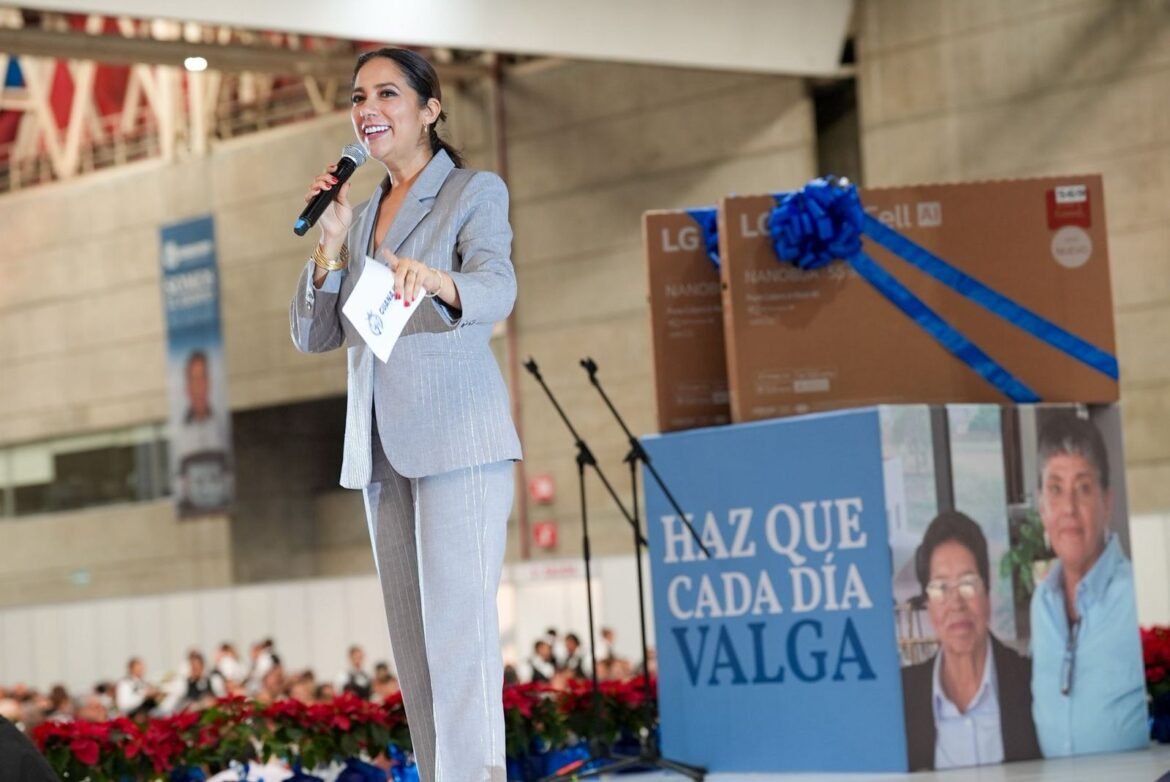 Reconoce Gobernadora trayectoria de las y los jubilados de Guanajuato.