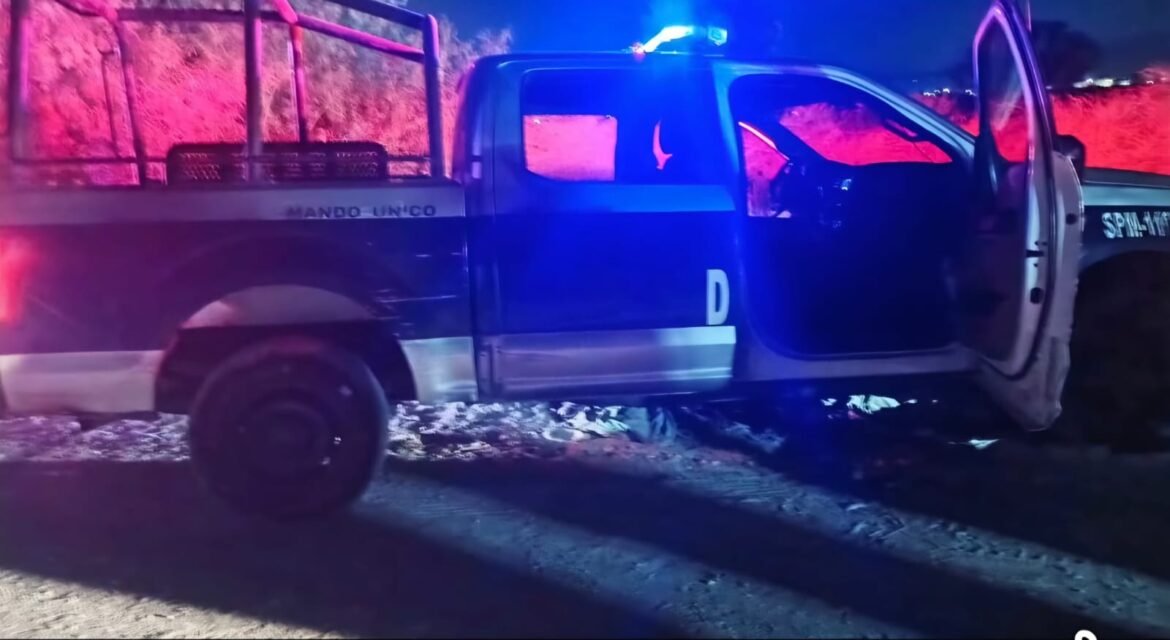 Roban patrulla y asesinan a policía municipal en Huehuetoca