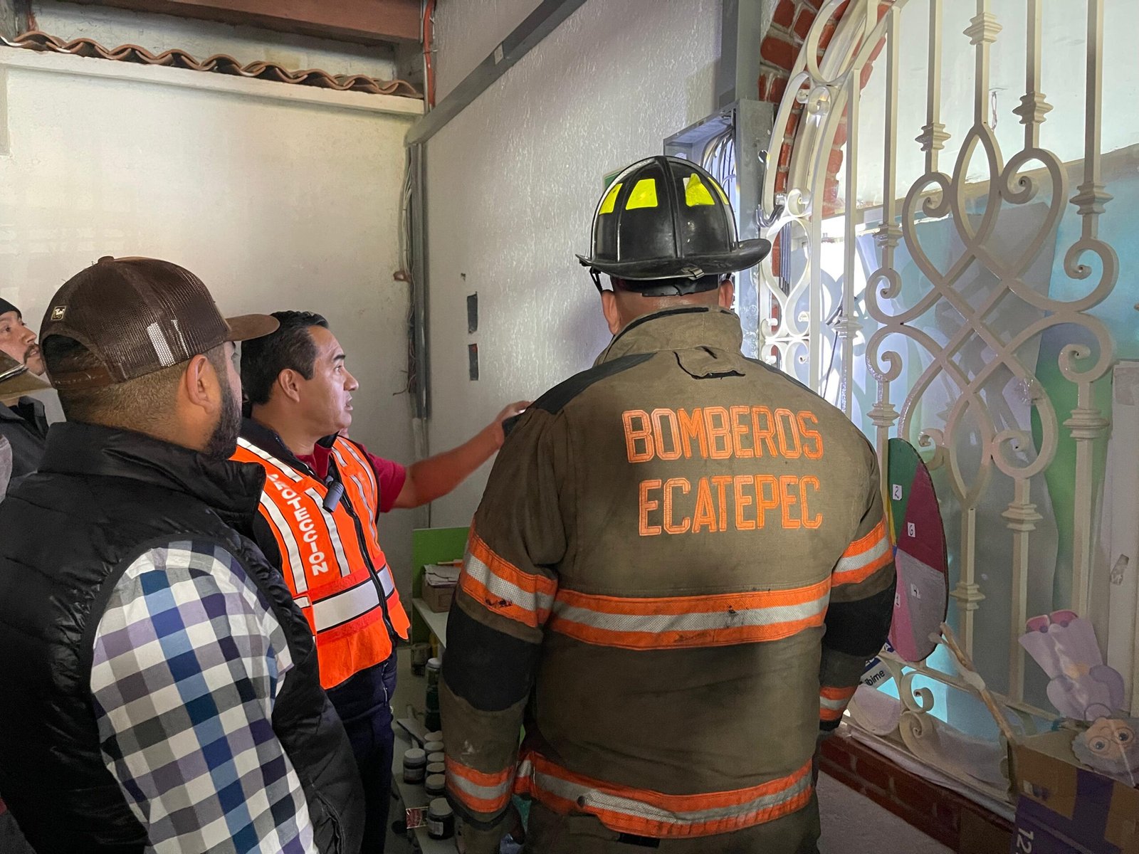 Suspenden plantel Ibime tras connato de incendio por sobrecarga eléctrica en Ecatepec