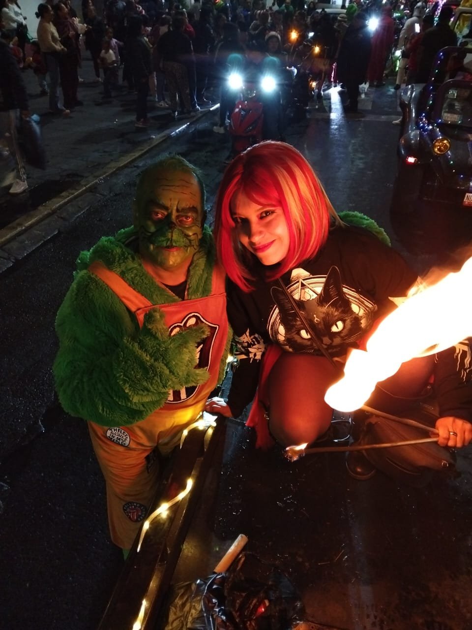 Motociclistas se convierten en Santa y regalan juguetes en caravana navideña en Nezahualcóyotl