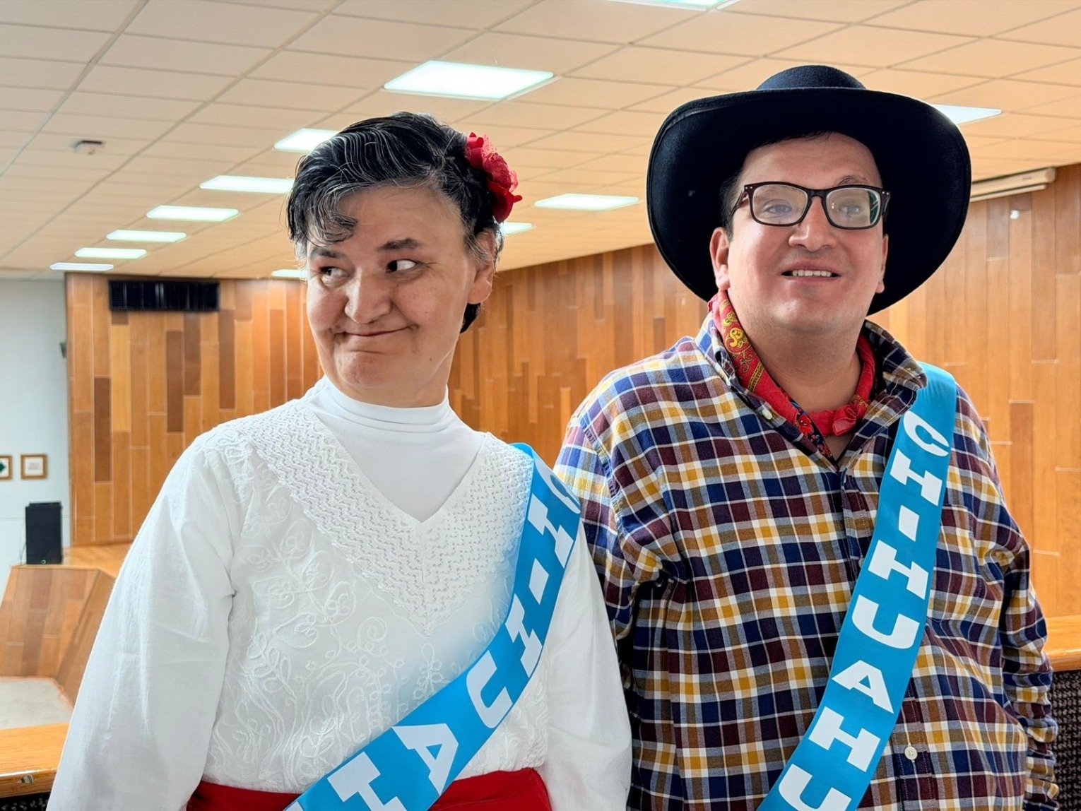 Centro Mina presenta pasarela de trajes típicos mexicanos