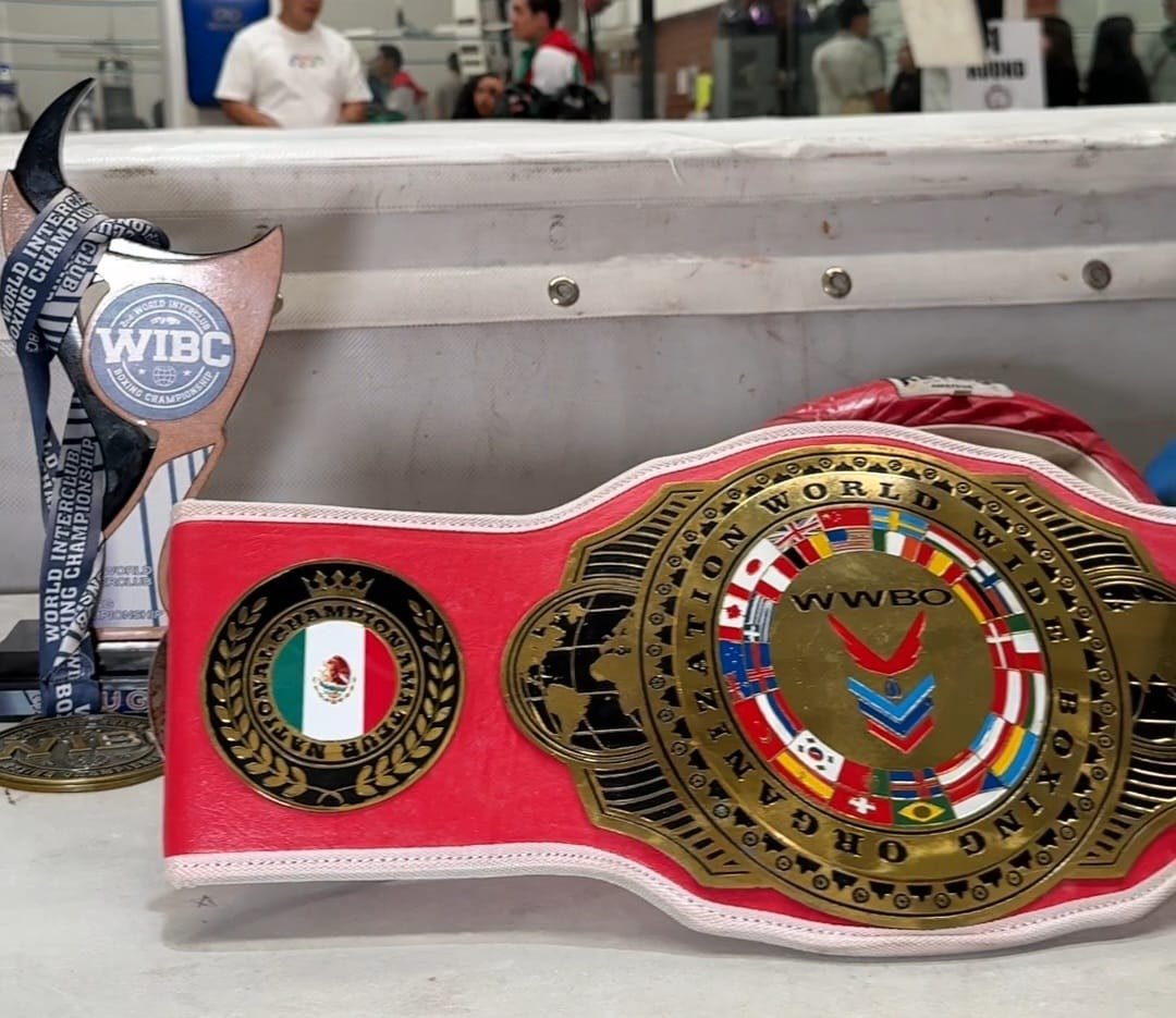 Jornada de box amateur en el deportivo Cuauhtémoc