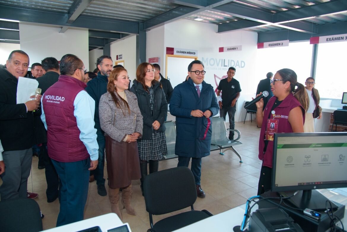 Amplía Gobierno del Estado de México módulos de expedición de licencias