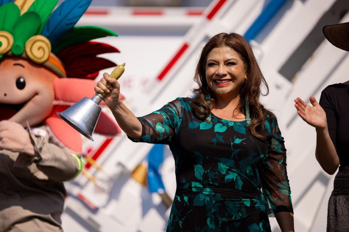 Con una inversión de 200 MDP, entrega Clara Brugada 50 camiones recolectores de residuos