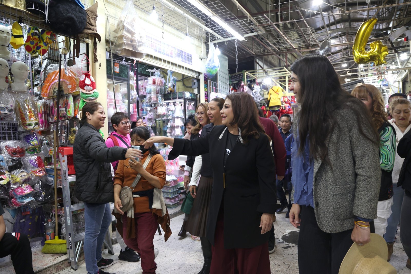 Brindarán apoyo a comerciantes del Mercado de Sonora por eliminar maltrato y venta de animales sintientes