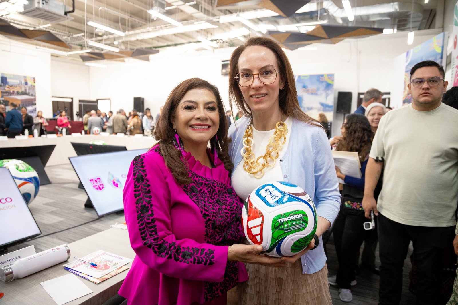 La pelota vuelve a casa, la ciudad está lista para el Mundial: Brugada