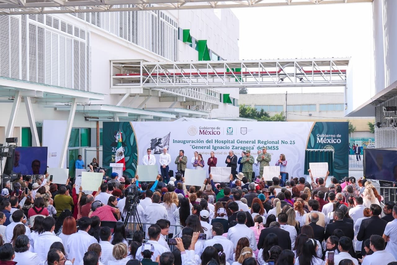 Inauguración de Clínica 25 responde a deuda histórica con la población: Brugada