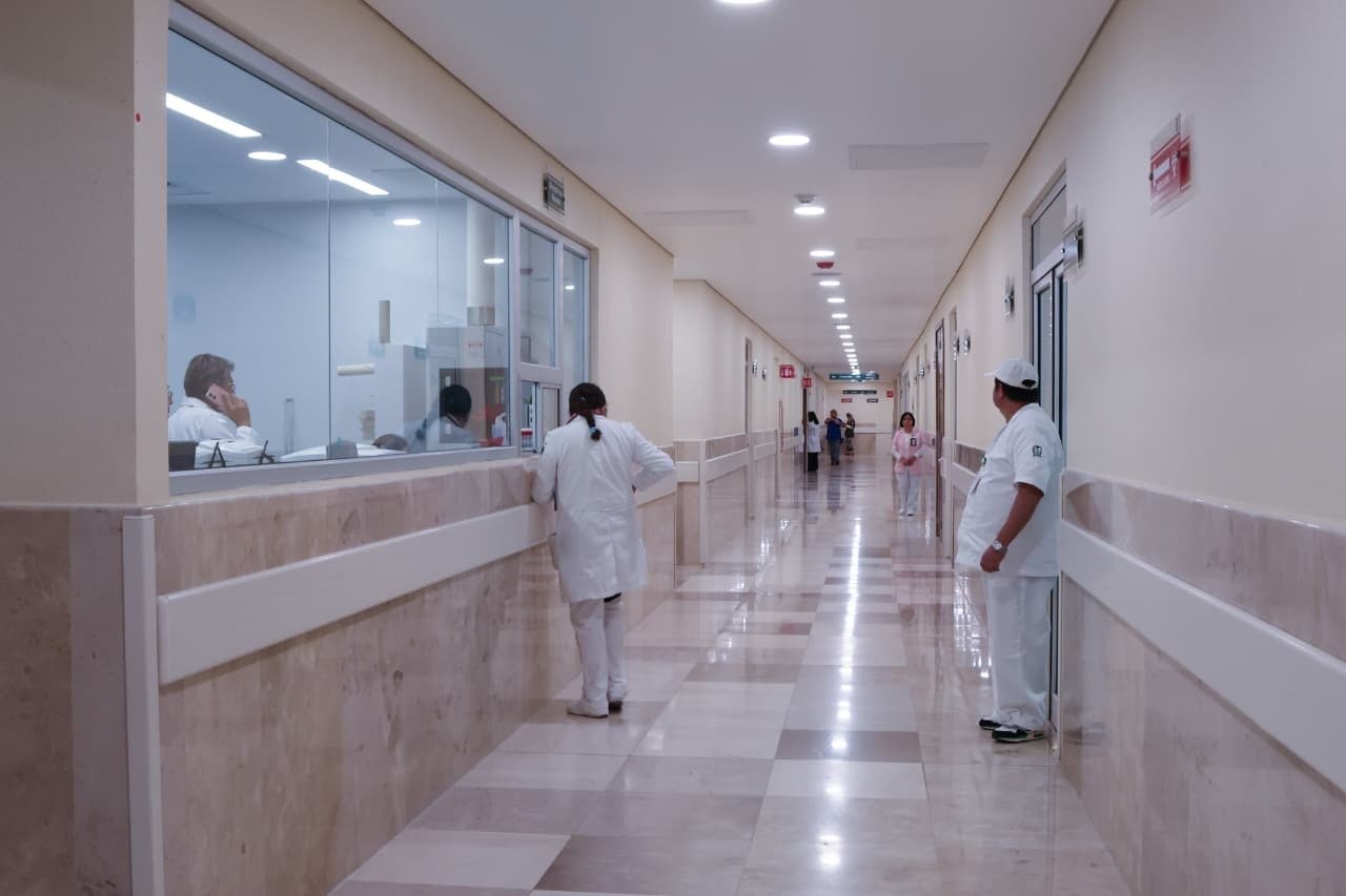 Inauguración de Clínica 25 responde a deuda histórica con la población: Brugada