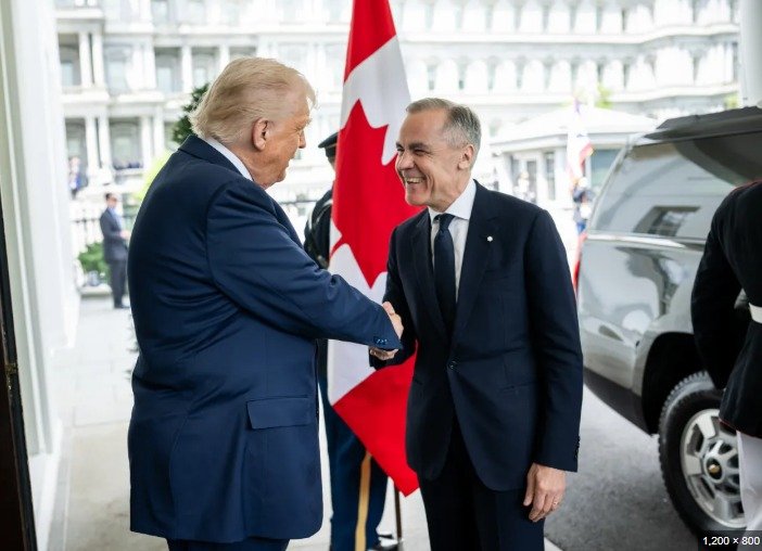 Amenaza Trump con aranceles a Canadá si concreta acuerdos comerciales con China