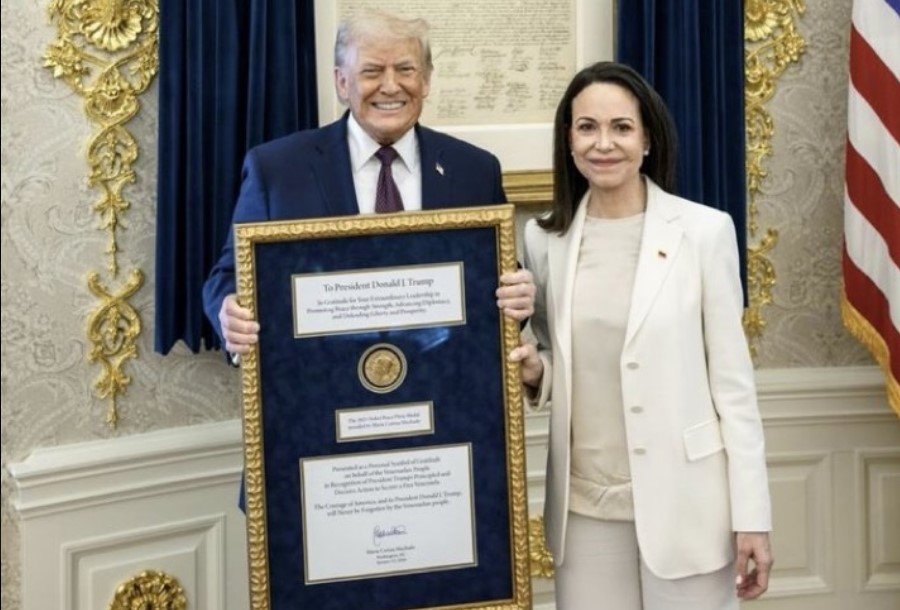 Machado entregó la medalla del Nobel de la Paz a Trump