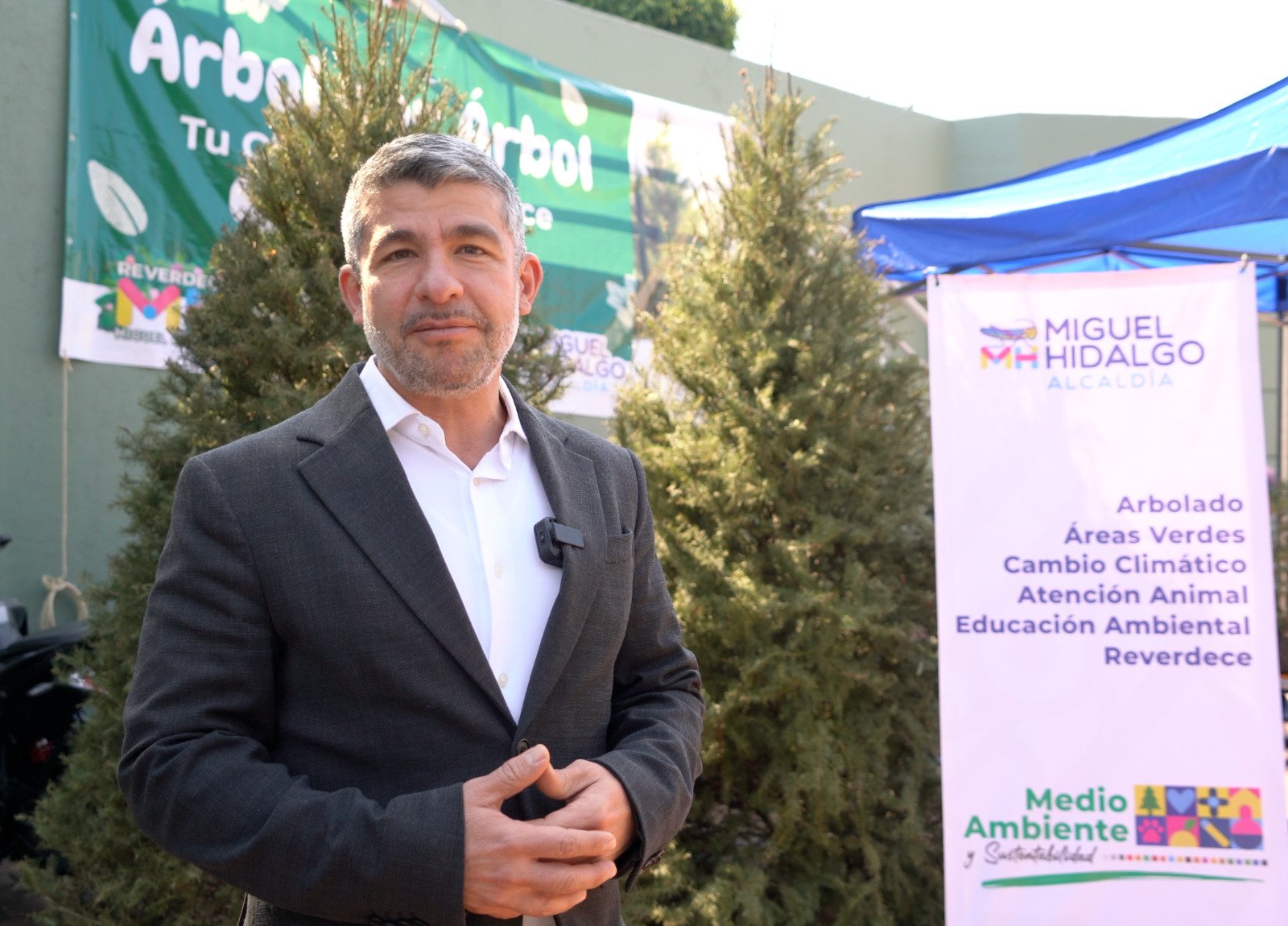 Pone Tabe en marcha reciclaje de Árboles de Navidad en MH