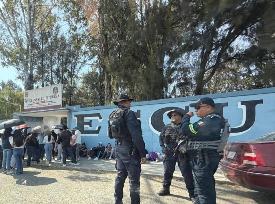 Exigen destitución de directora en Normal de Teotihuacán por presuntas amenazas
