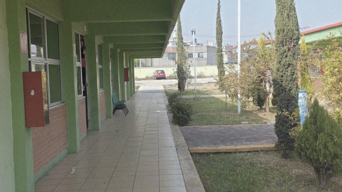 Avanzan 210 asuntos jurídicos para dar certeza legal a escuelas del EdoméxAvanzan 210 asuntos jurídicos para dar certeza legal a escuelas del Edoméx