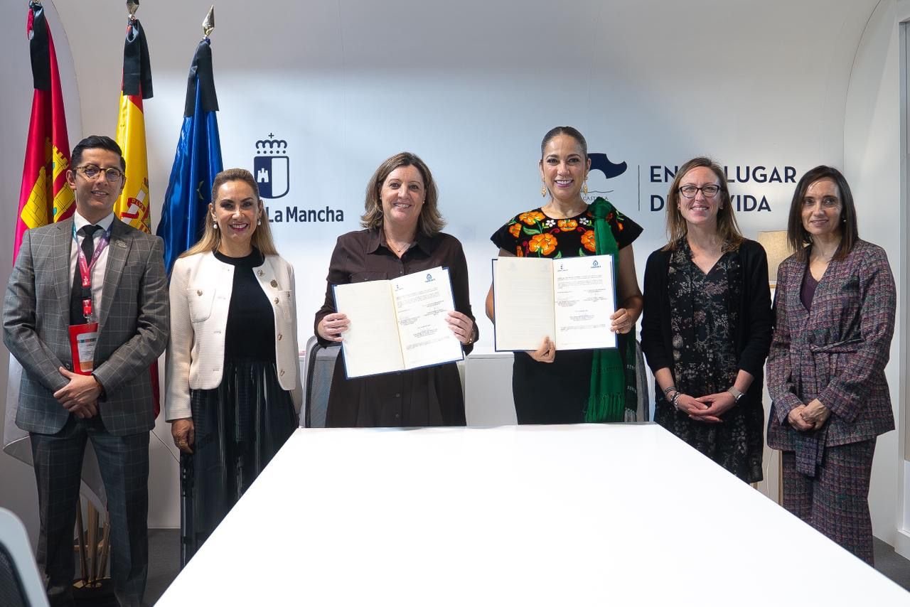 Anuncia Libia Dennise la nueva ruta área Bajío-Madrid